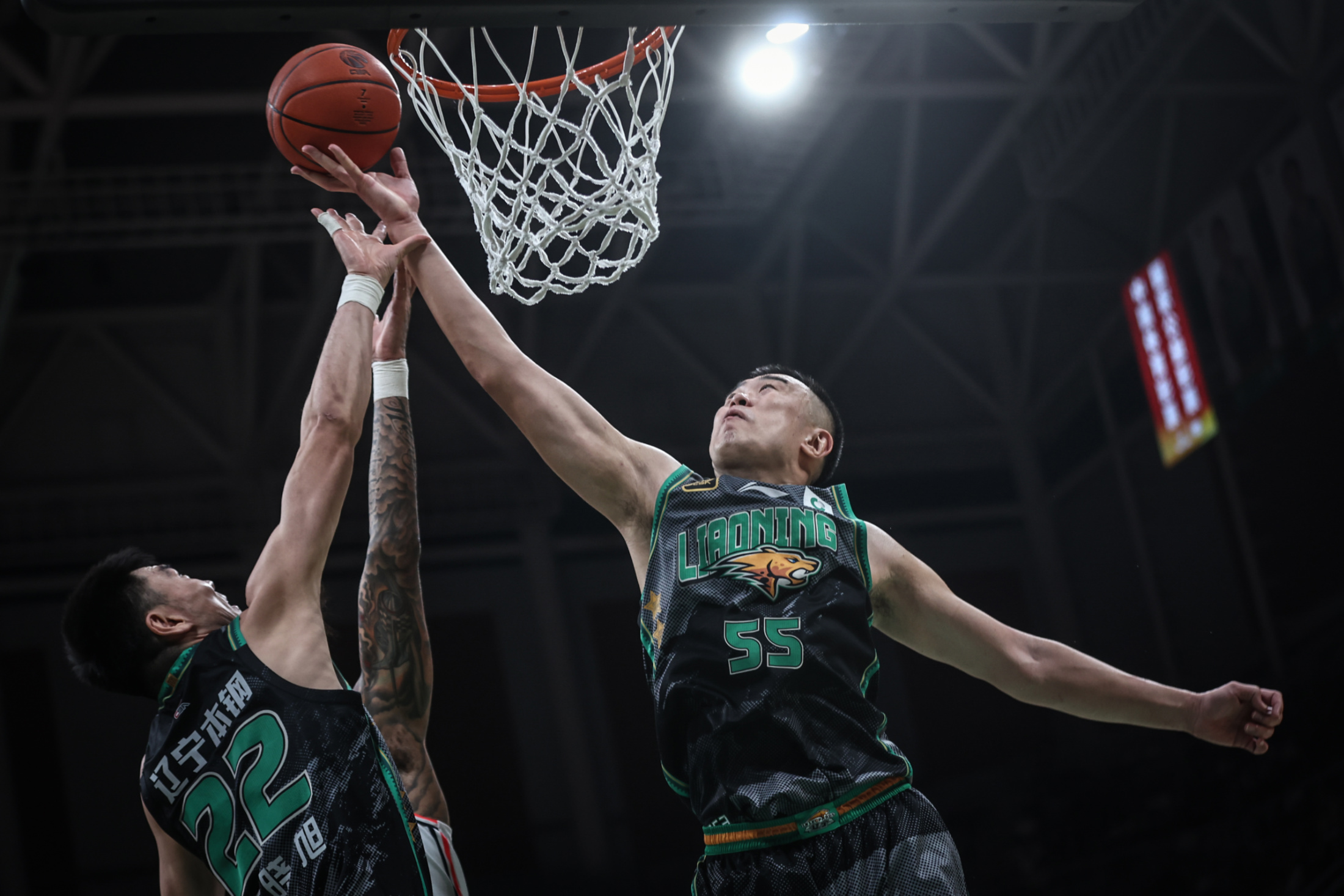 国际比赛日体能课后，山东男篮外线爆发备战欧冠，态度坚定，心理建设被强调